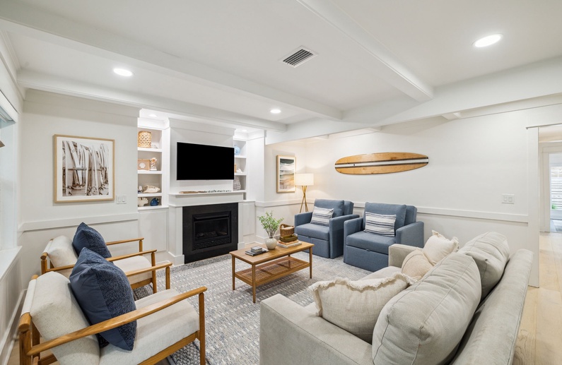 Cozy & Inviting Living Area