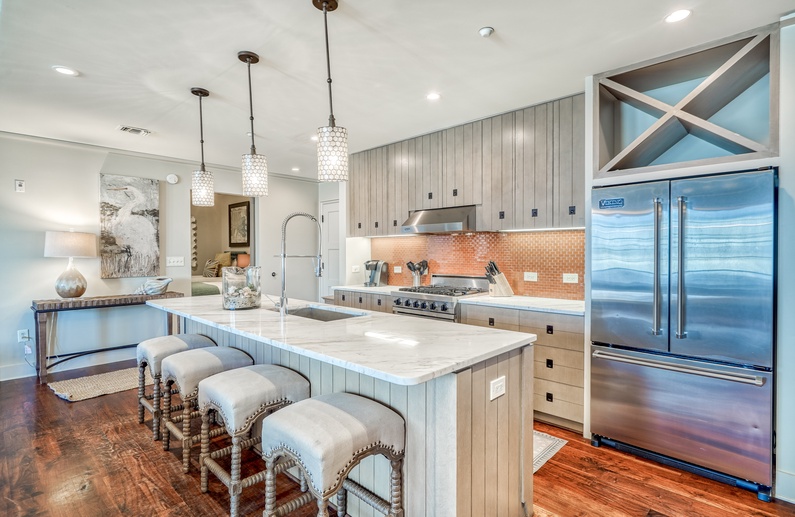 Kitchen - Providing Dining for Four at the Island