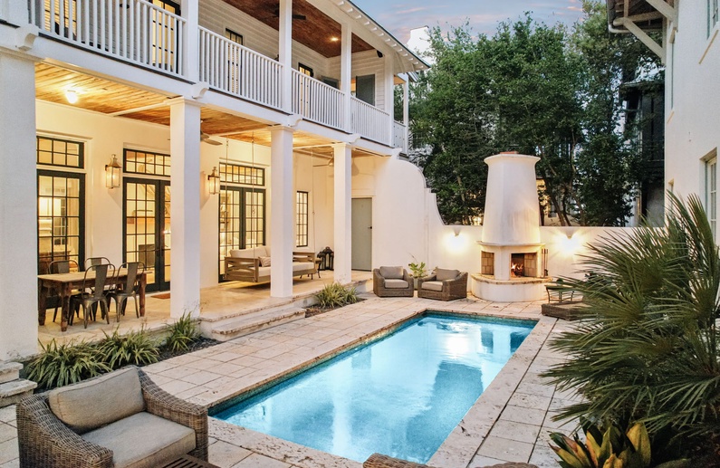 90 N Cartagena Main House