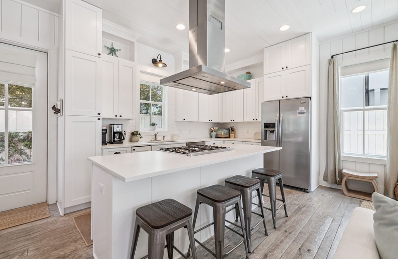 Fully Equipped Chef's Kitchen