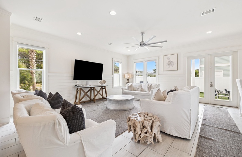 Spacious & Open Living Area