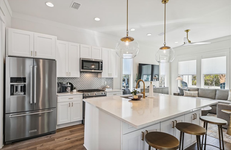 Gourmet Chef's Kitchen!