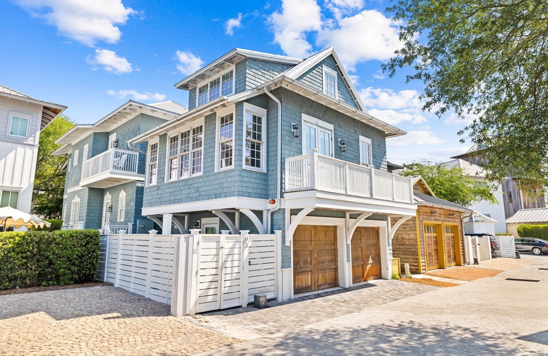 Cozy Carriage House in Rosemary Beach!