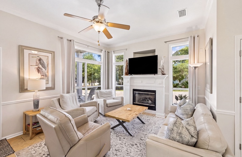 Bright & Inviting Living Area!