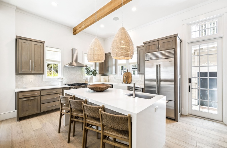 Fully Equipped, Gourmet Chef's Kitchen