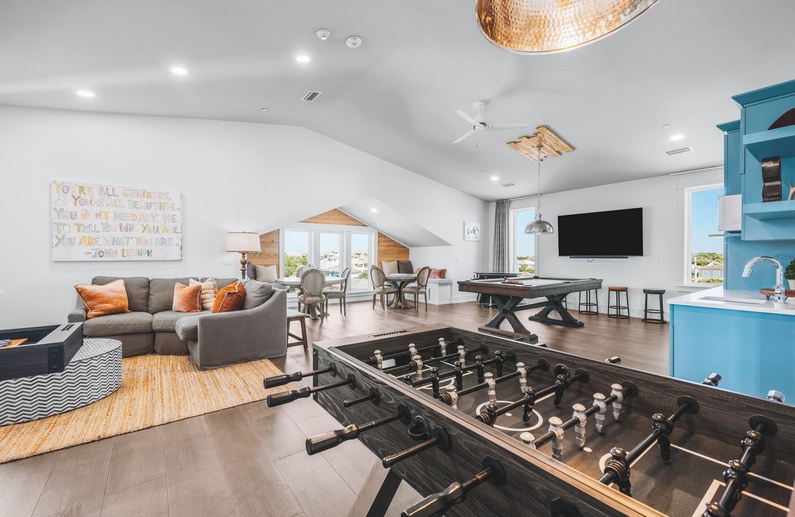 4th Floor Game Room - Perfect for Everyone!