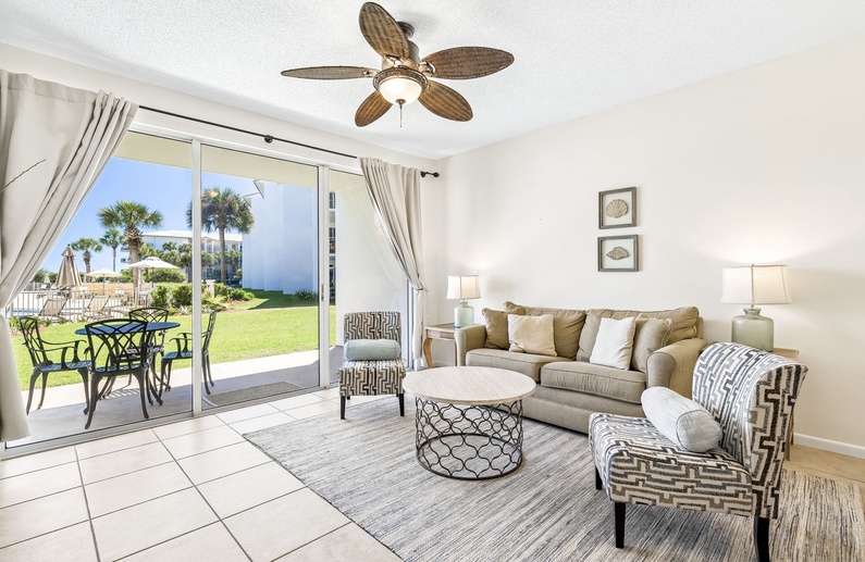 Bright & Open Living Area with Ample Seating
