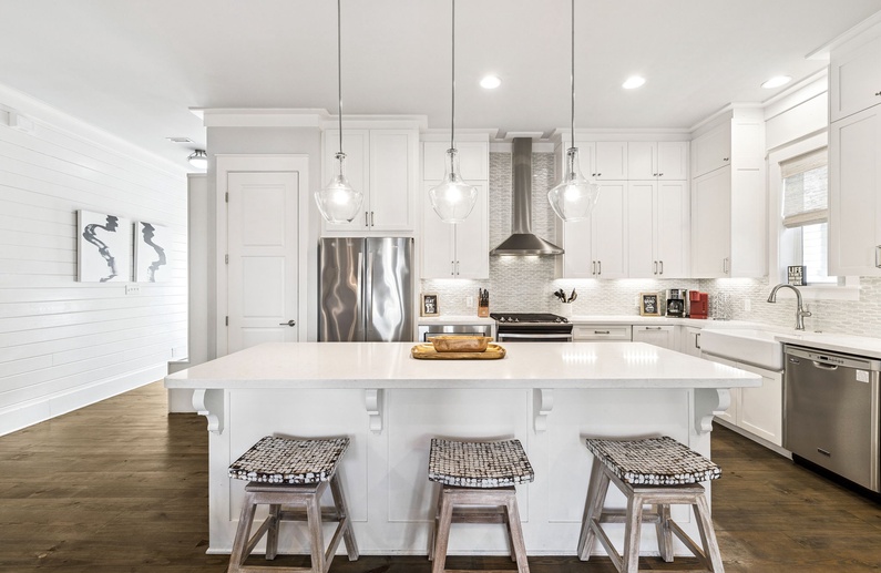 Fully Equipped Chef's Kitchen