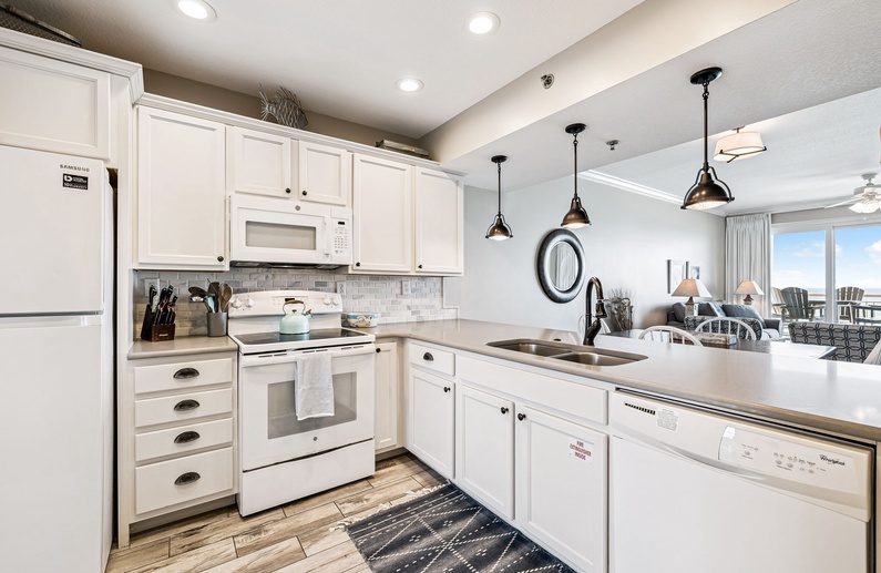 Spacious & Fully Equipped Kitchen!