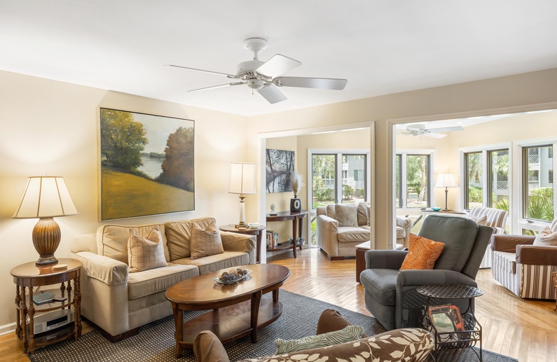 4703 Tennis Club Villa