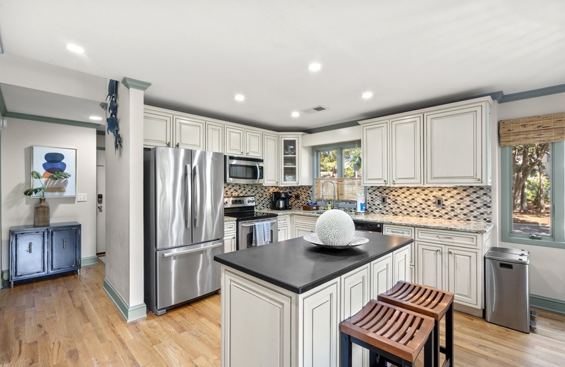 1337 Fairway Oaks Villa