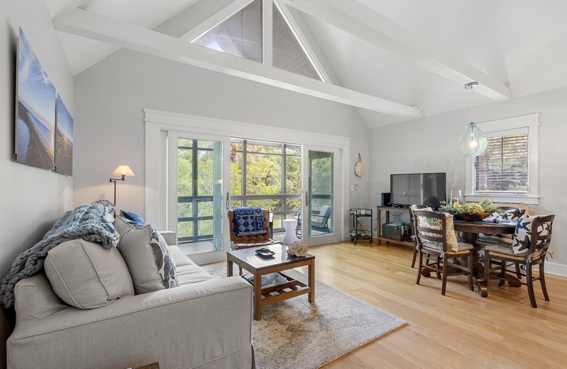 4247 Mariners Watch Villa