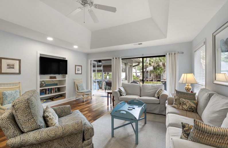 1220 Greenslake Cottage