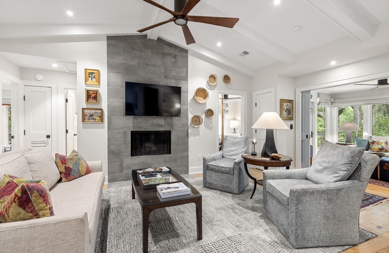 1067 Sparrow Pond Cottage