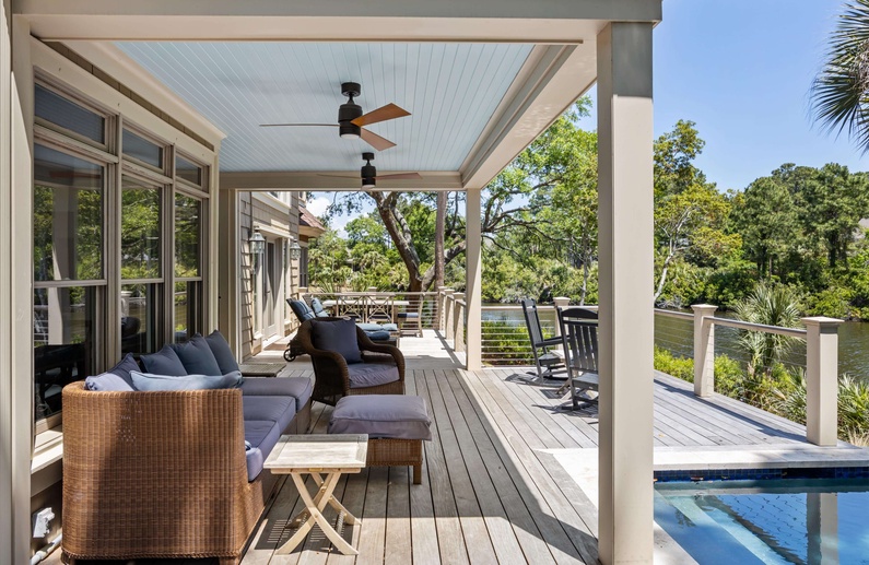 Pool deck overlooking the lagoon