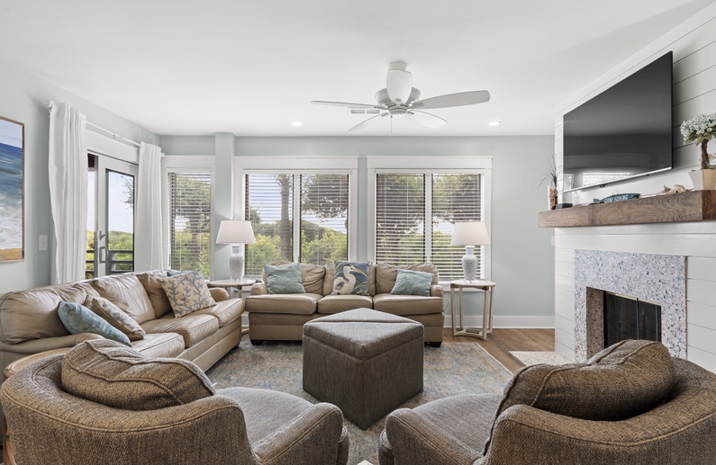 4440 Windswept Villa