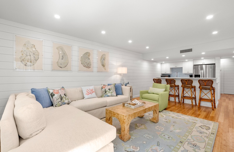 1351 Fairway Oaks Villa