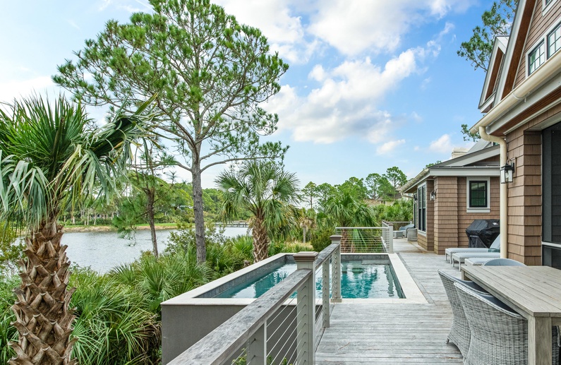 542 Bufflehead Drive