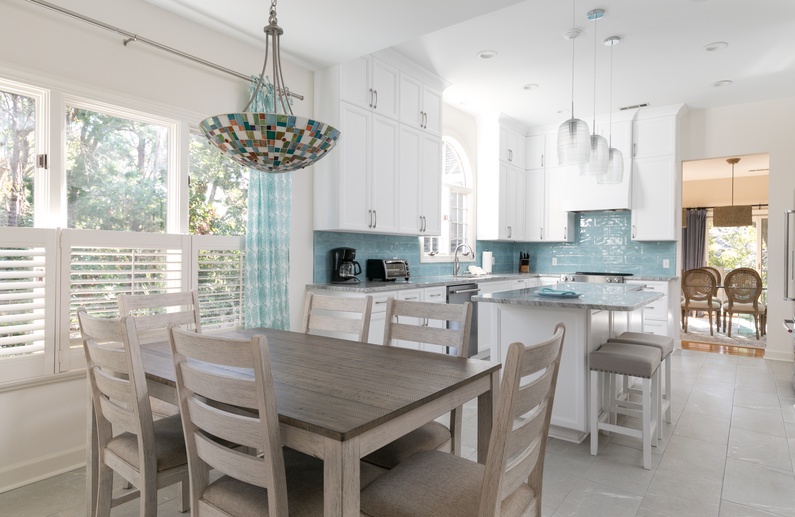 Dining area in Kitchen