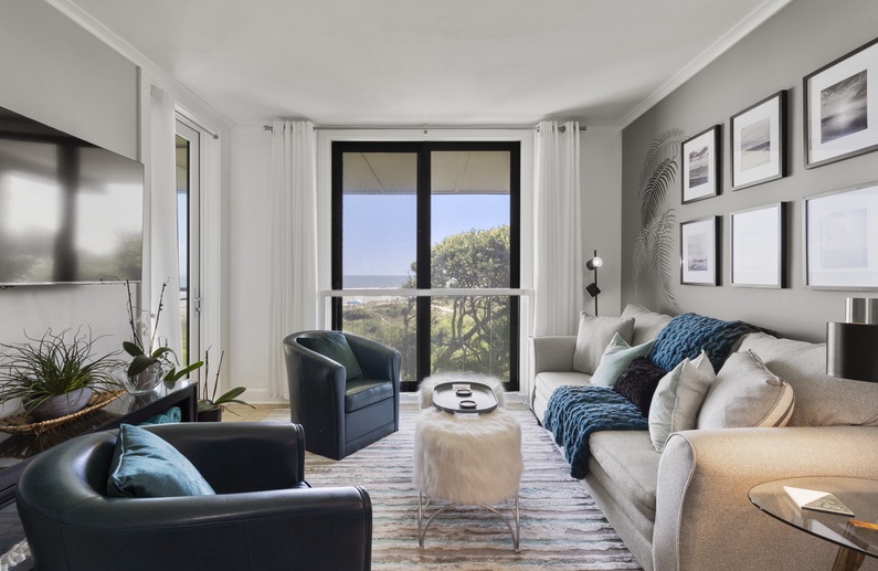 2369 Shipwatch Villa