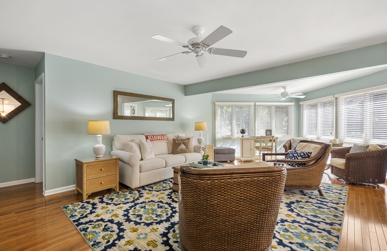 4689 Tennis Club Villa