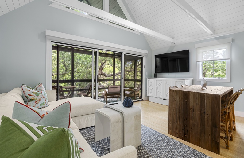 4295 Mariners Watch Villa