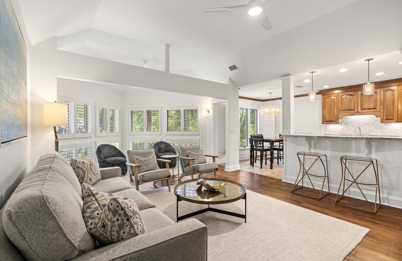 4712 Tennis Club Villa