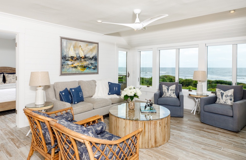 4304 Windswept Villa