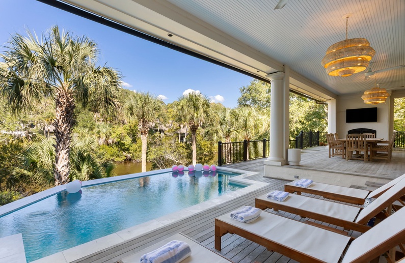 19 Surfsong Road