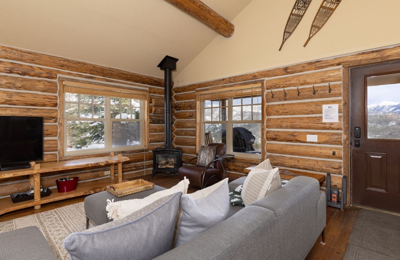 Bandit Way Chalet Photo