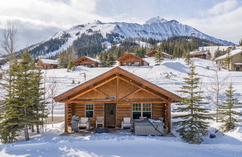 Derringer Retreat Photo