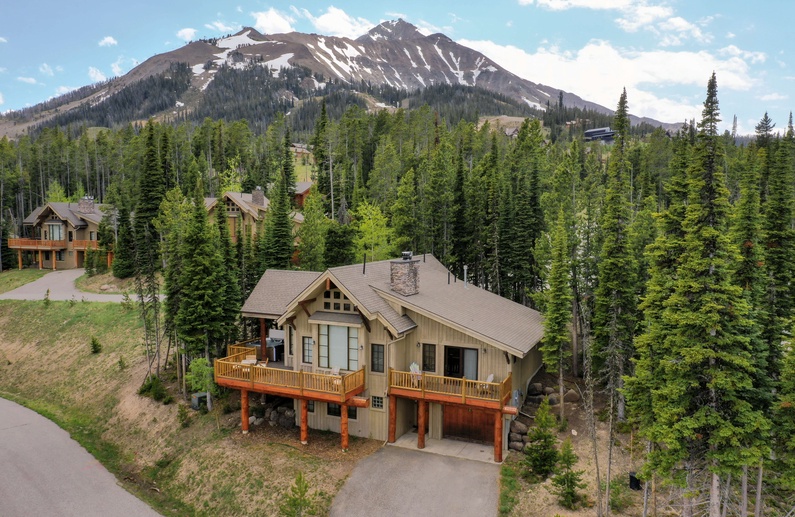 Shadow Ridge Chalet Photo