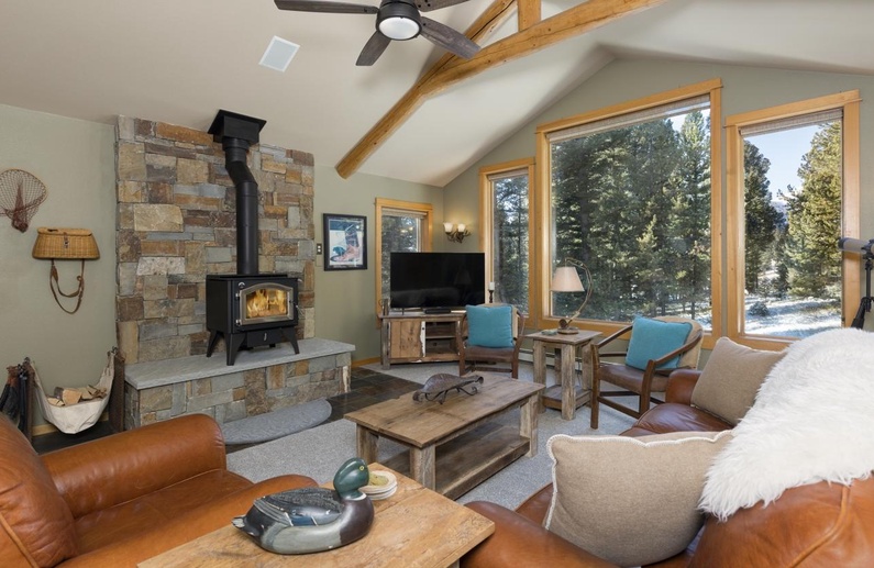 MDW Sleeping Bear Lodge Photo