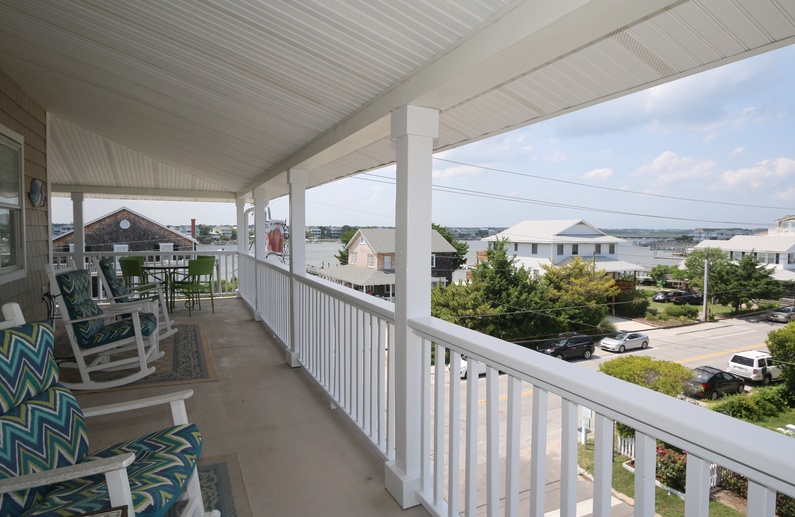 Kick-N-Back Upper Main