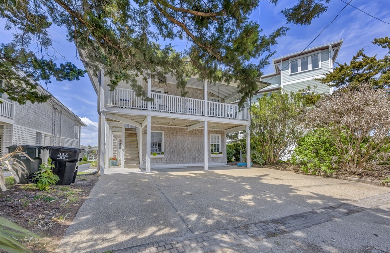 The Dolphin House