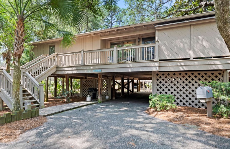 1022 Sparrow Pond Cottage Wooded View