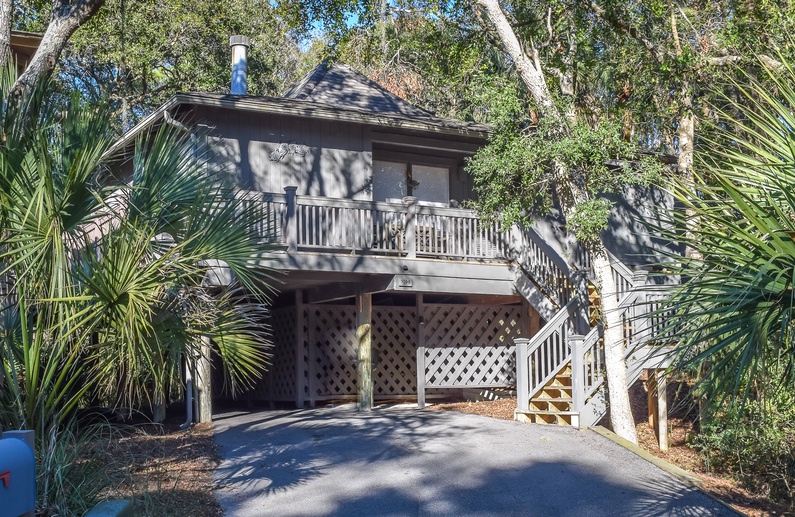 1096 Sparrow Pond Cottage Lagoon View