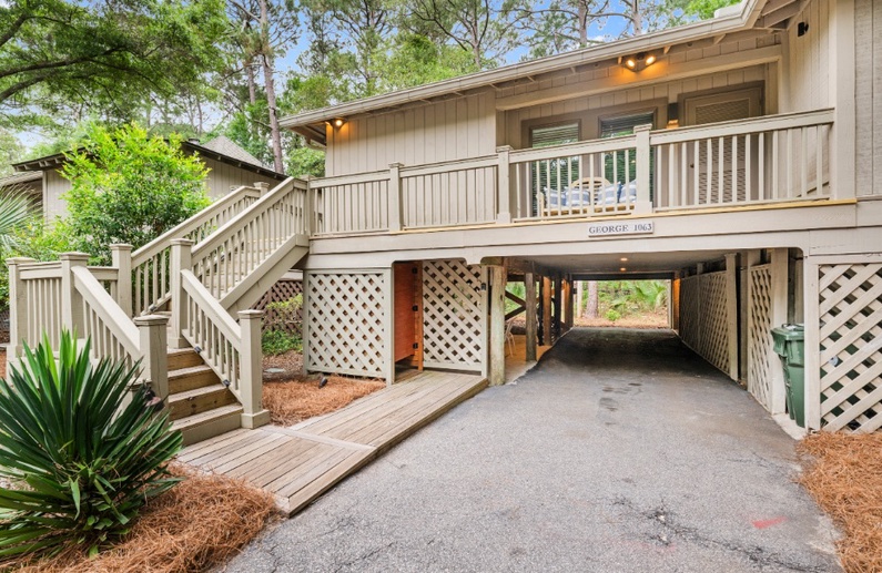 1063 Sparrow Pond Cottage Woodland View