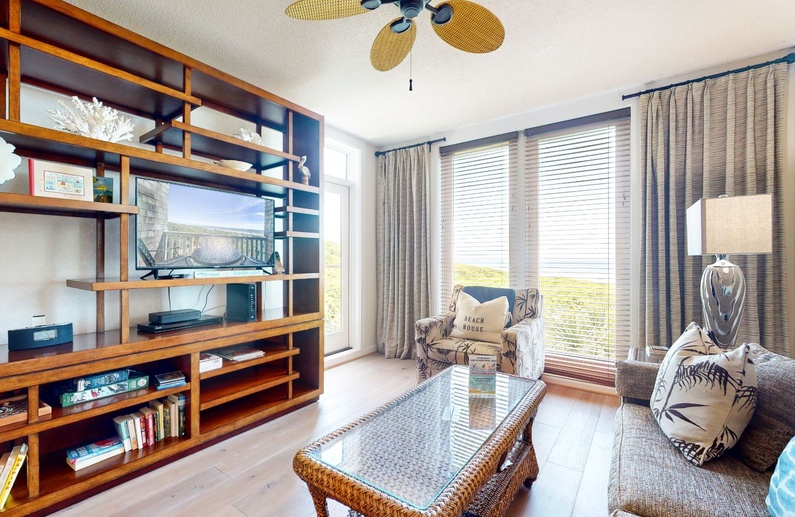 2476 Shipwatch Oceanfront Villa