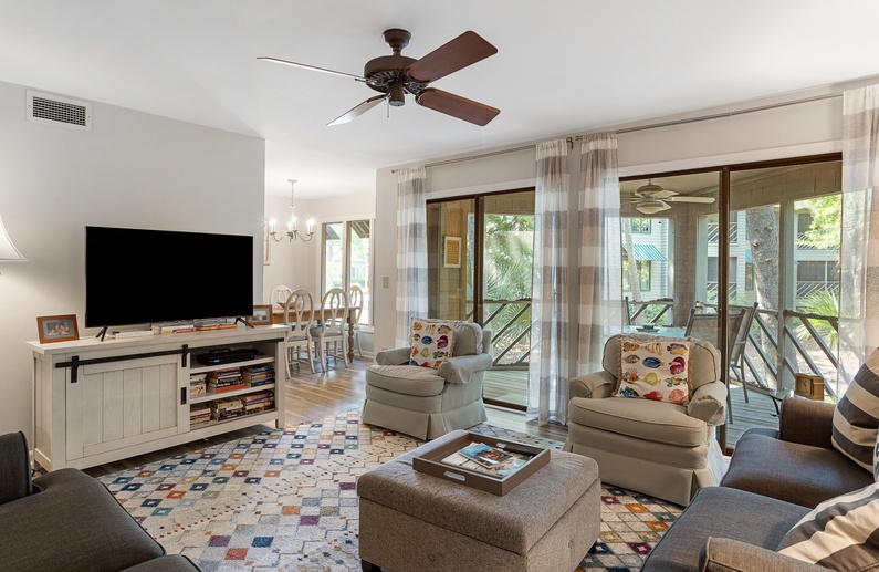 4741 Tennis Club Villa Wooded View