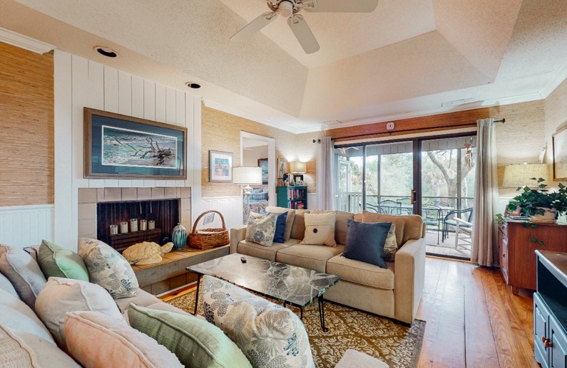 1003 Sparrow Pond Cottage Lagoon View