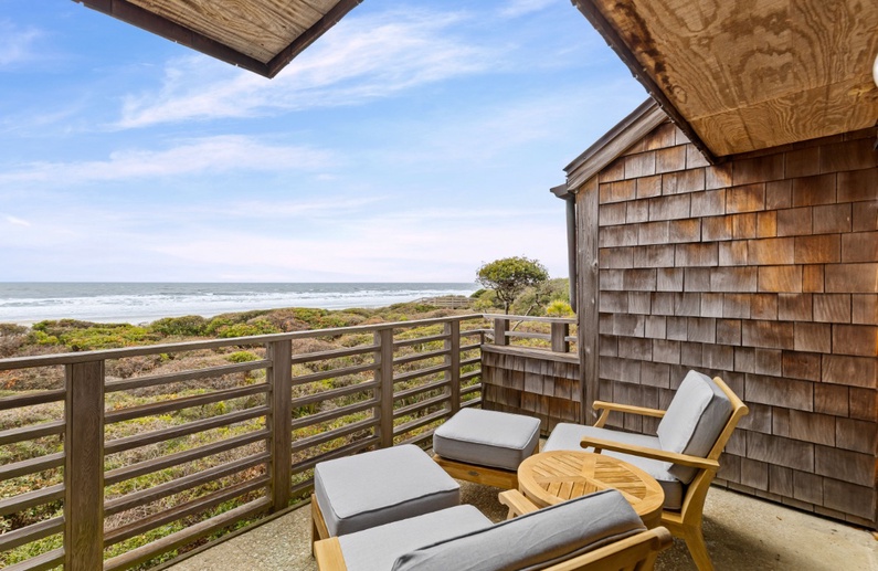 4303 Windswept Oceanfront Villa