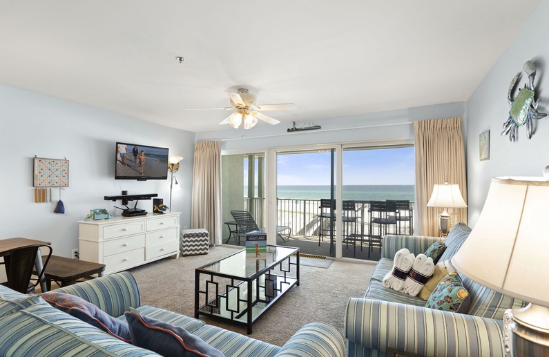 Commodore's Retreat 206