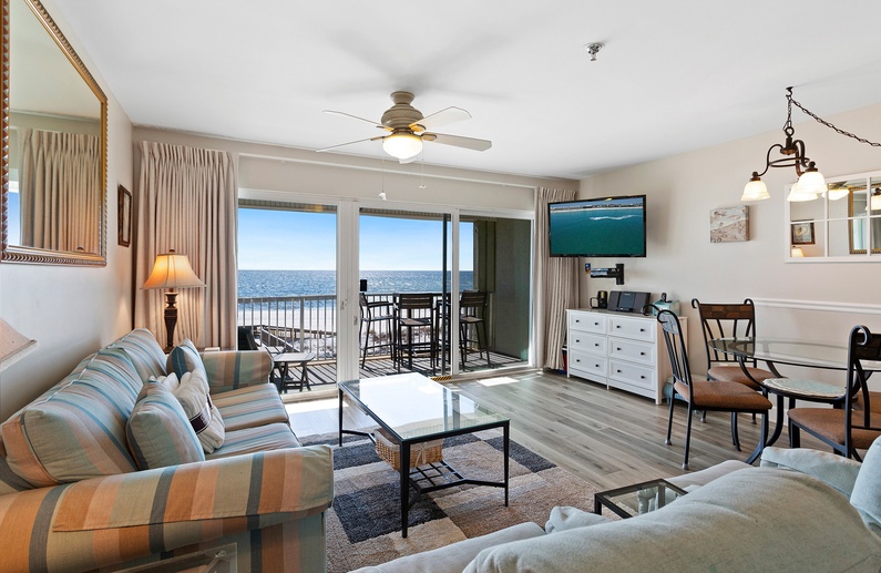 Commodore's Retreat 204