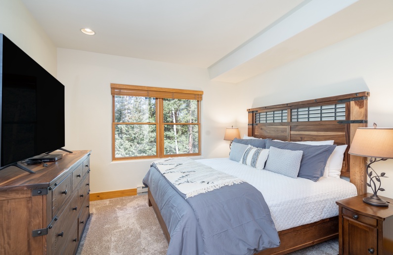 Bear Creek Lodge 303B