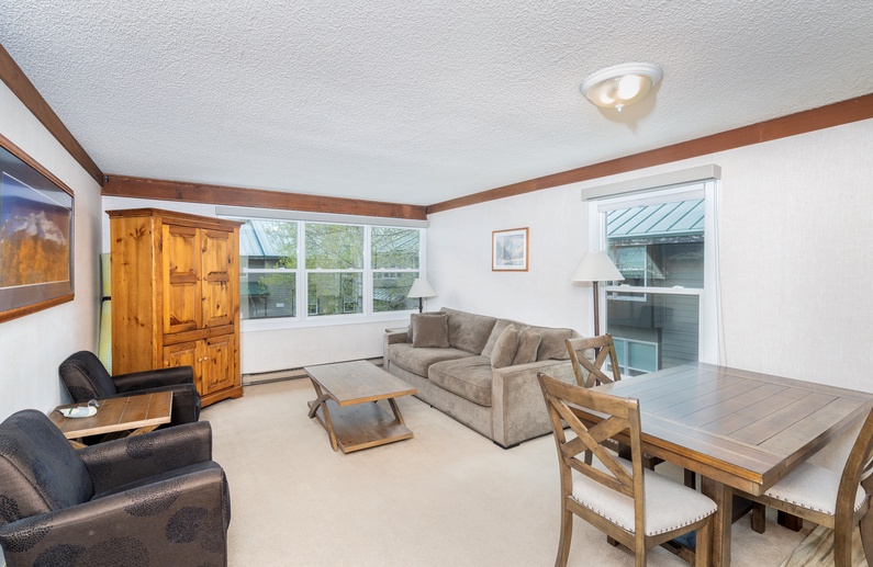 Mountainside Inn 413