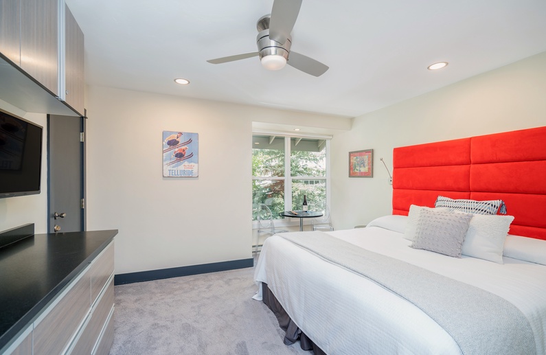 Mountainside Inn 419