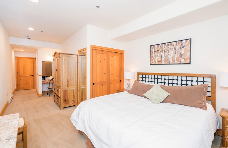 Bear Creek Lodge 203B