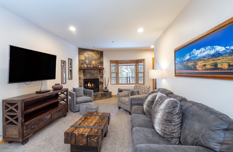 Bear Creek Lodge 105