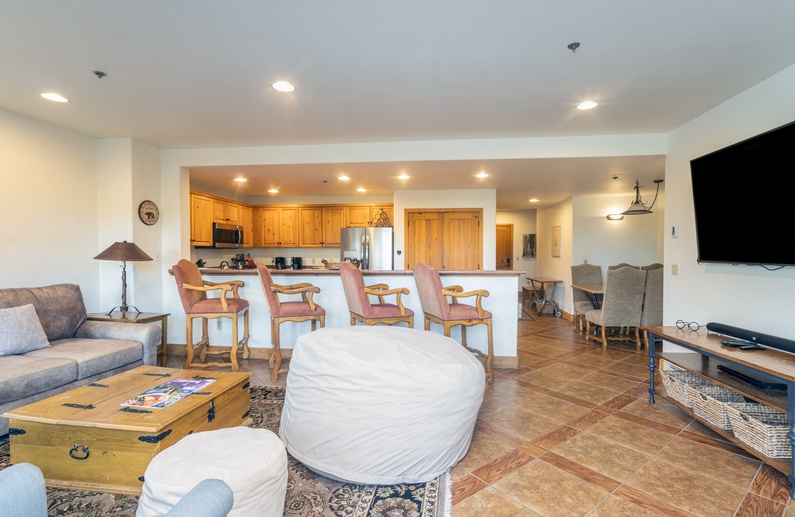 Bear Creek Lodge 212